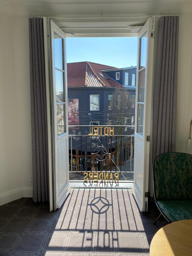 Hotel Раннерс Экстерьер фото