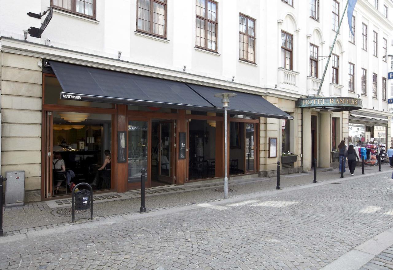 Hotel Раннерс Экстерьер фото