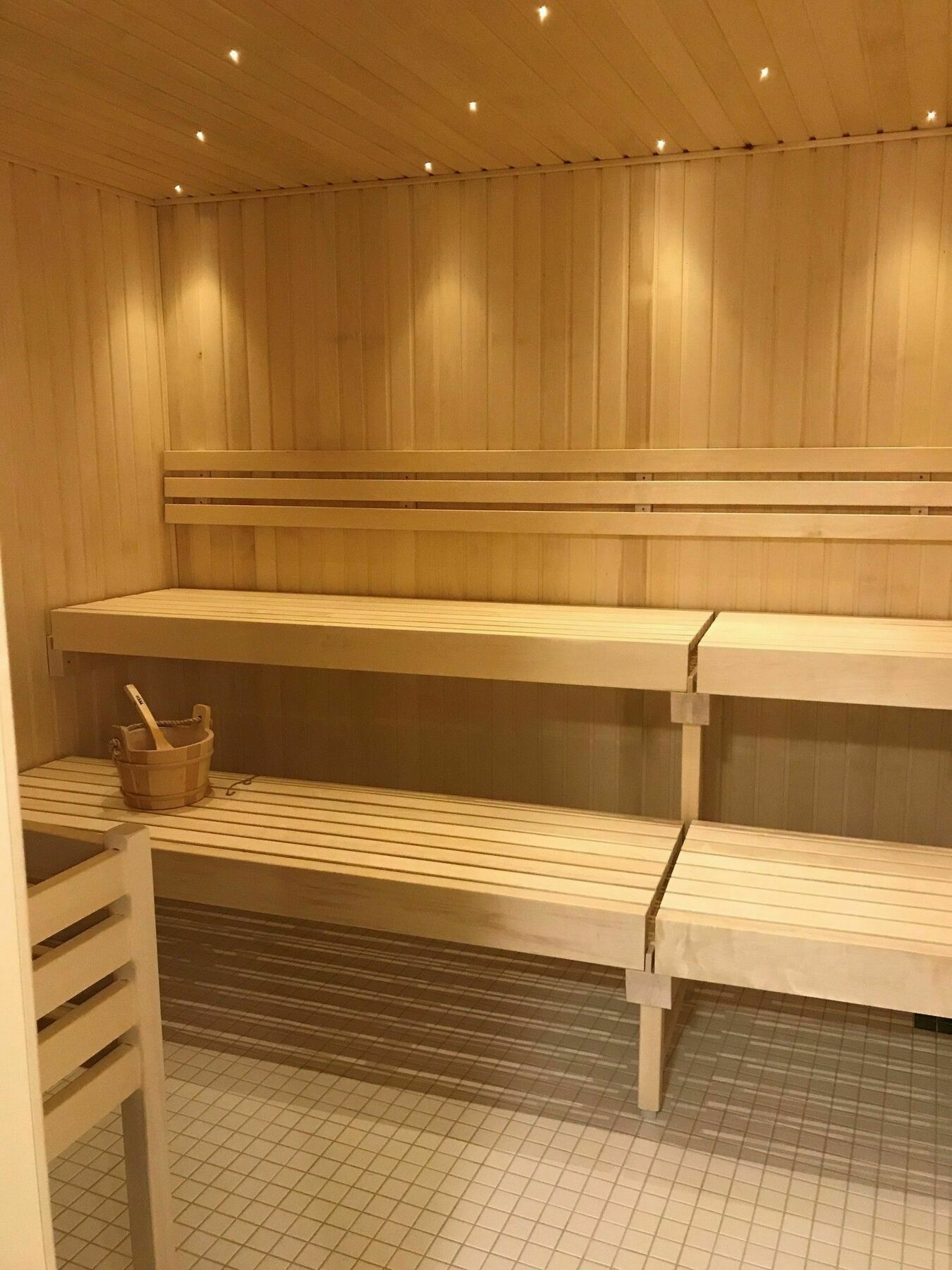 Hotel Раннерс Экстерьер фото